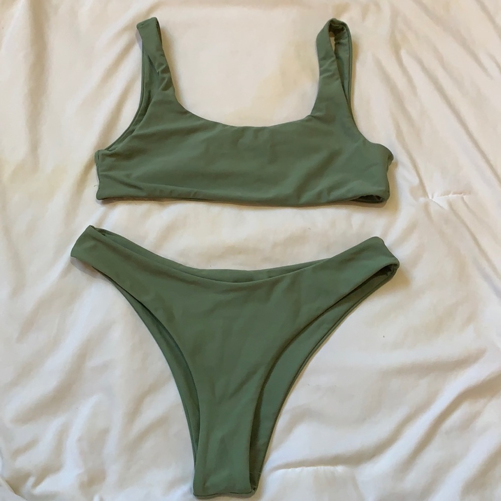 Women’s bikini set